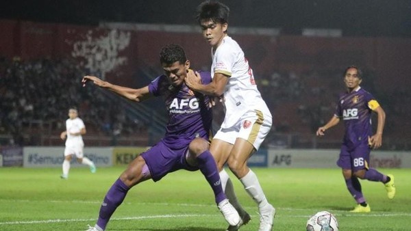 Gol Ezra Walian Gagalkan Kemenangan PSM, Persik Kediri Pulang dengan 1 Poin-nasium.net