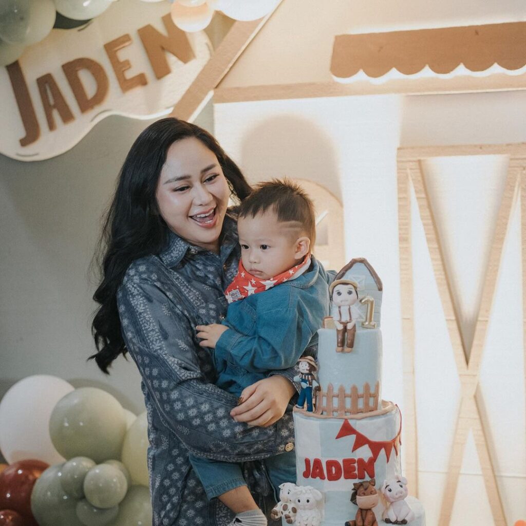 Dihadiri Uya Kuya, Ulang Tahun Anak Denise Chariesta Jadi Momen Hangat Tanpa Kado!-nasium.net
